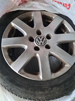 Алуминиеви джанти с зимни гуми мишелин 16 цола vw pasat